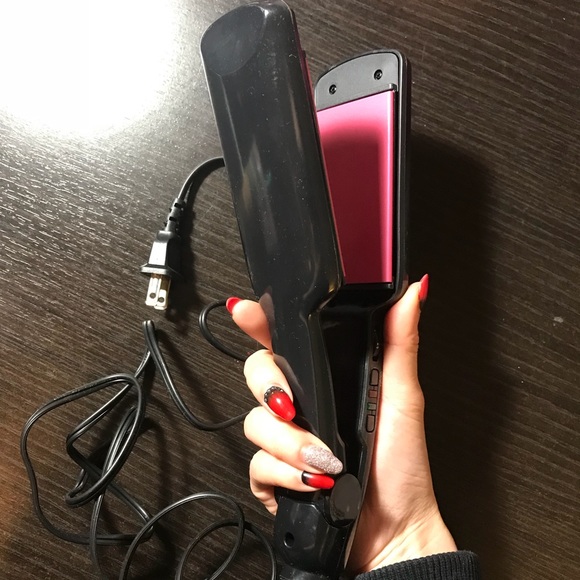 CONAIR Ceramic 2inch Pink Black Straightener - Picture 3 of 4